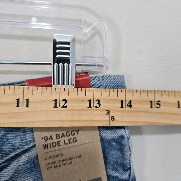 NWT Levi's 94 Baggy Wide Leg Jeans Y2K Size 27 Blue Light Wash - Picture 5 of 7